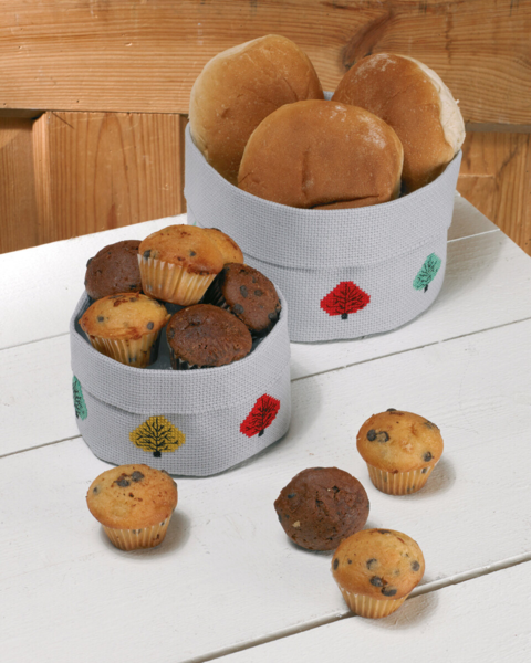 Borduurpakket Kleine mand met bomen 13 Ø