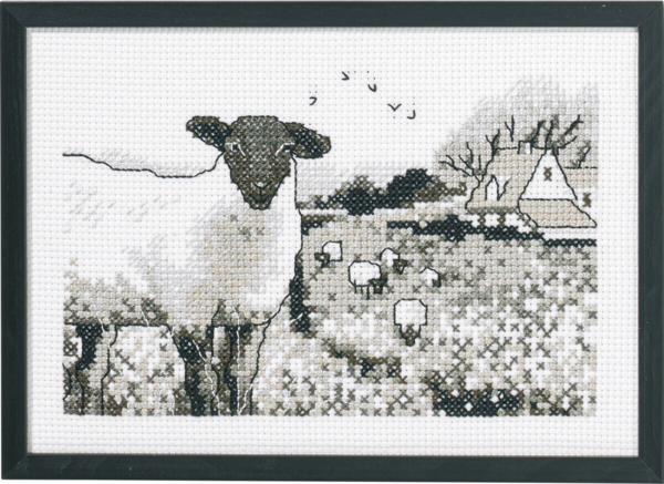 Borduurpakket Schapen in de Weide 20 x 29 cm