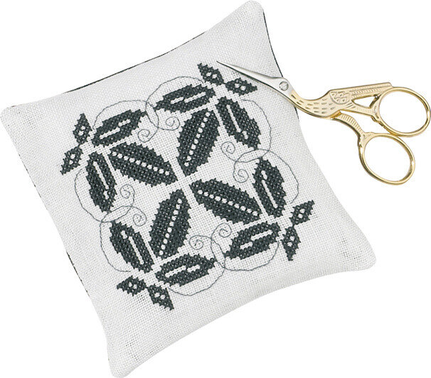 Borduurpakket Naaldenkussen, bladeren 11 x 11 cm