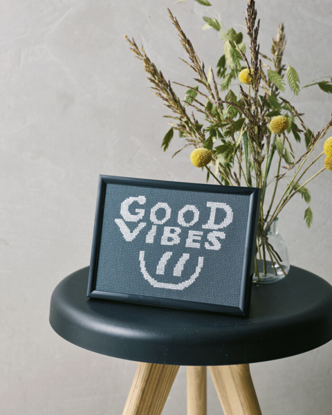 Borduurpakket Good vibes 18 x 13 cm