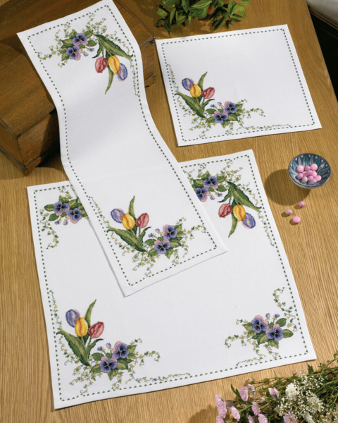 Borduurpakket 3 tulpen 26 x 79 cm