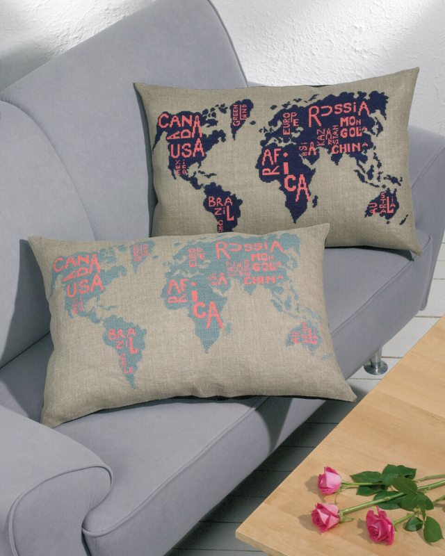 Borduurpakket Wereldkaart grijseblauw 68 x 46 cm