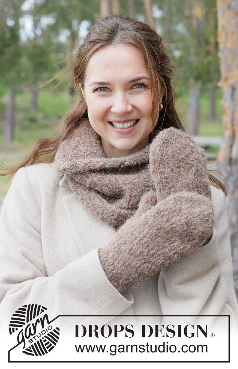 261-61 Frosted Bark Mittens by DROPS Design