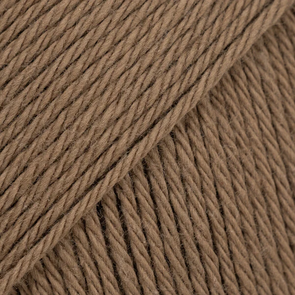 DROPS Magic 37 Walnoot (Uni Colour)