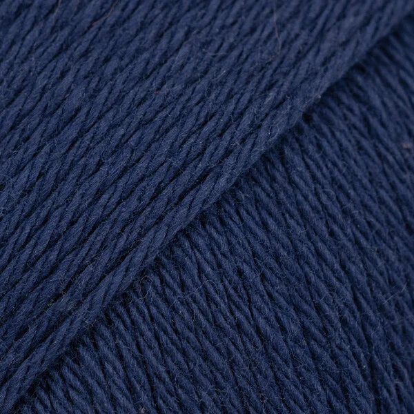 DROPS Magic 05 Marineblauw (Uni Colour)