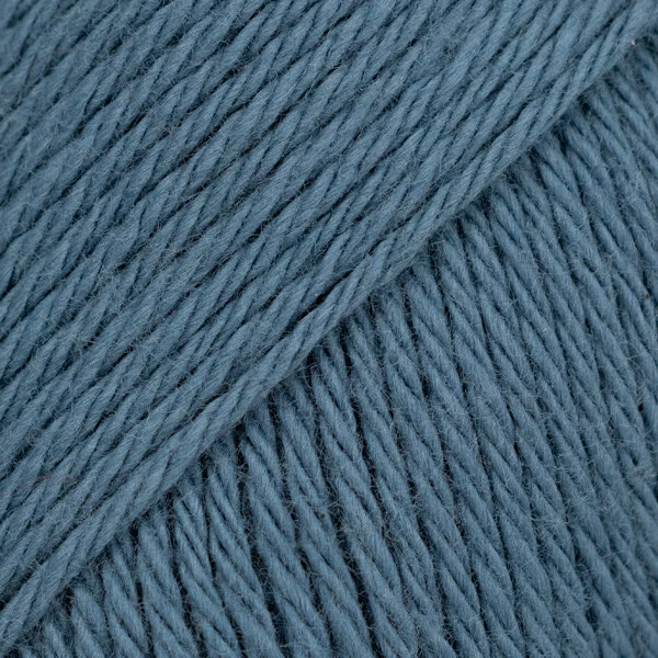DROPS Magic 28 Diepe oceaan (Uni Colour)