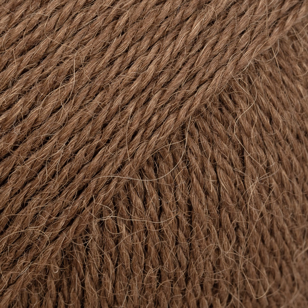 DROPS Alpaca 9042 Hazelnoot (Uni Colour)