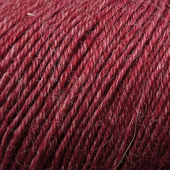 Onion Nettle Sock Yarn 1008 Donkerrood