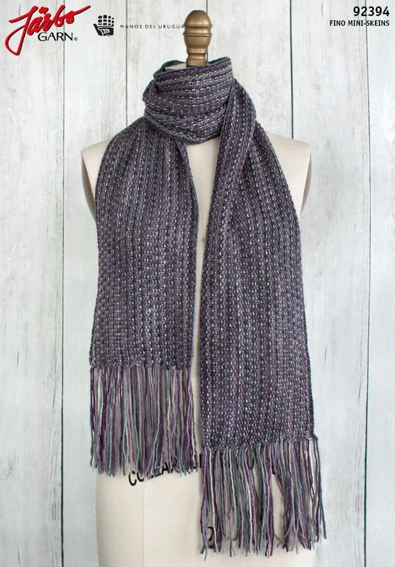 92394 Violette sjaal met franjes