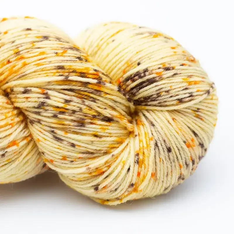 Kremke Soul Wool Lazy Lion 1206 Before the rain spreckled chaotic