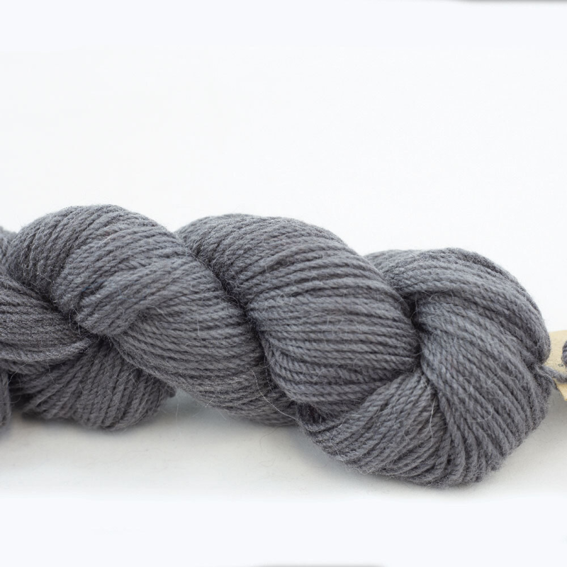 Manos del Uruguay Alpaca Heather Semi Solids Hand dyed 2540 Kohl