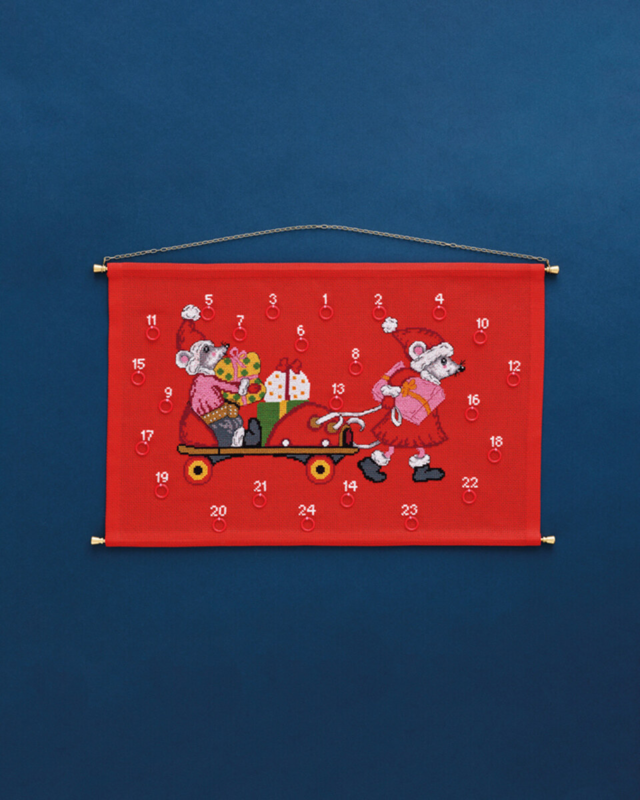 Borduurpakket Muis in rolschaats 46 x 30 cm B5205/46