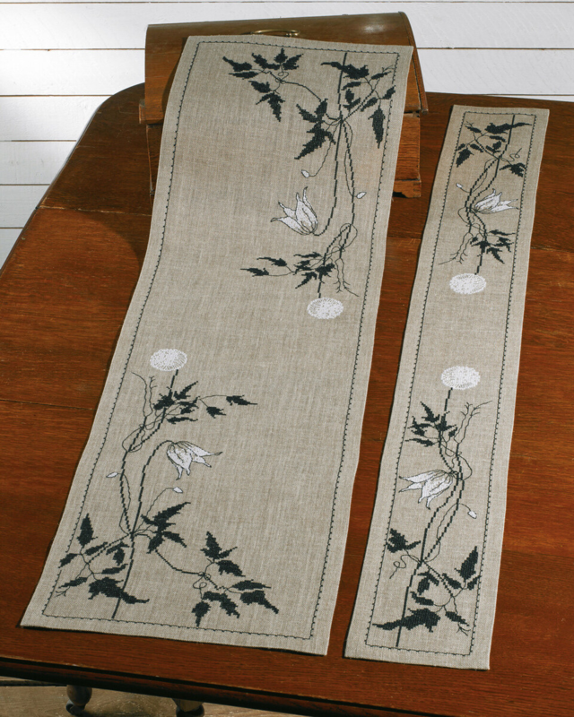 Borduurpakket Silhouet Clematis 17 x 132 cm