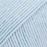 DROPS Magic 26 Ijsblauw (Uni Colour)