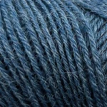 Onion Nettle Sock Yarn 1024 Stoffig blauw