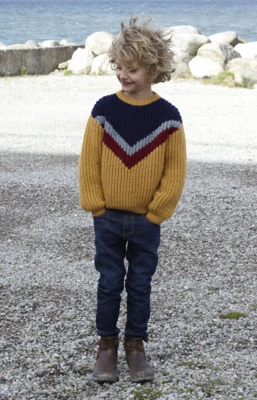 2610 Kinderblouse met V-vormig patroon